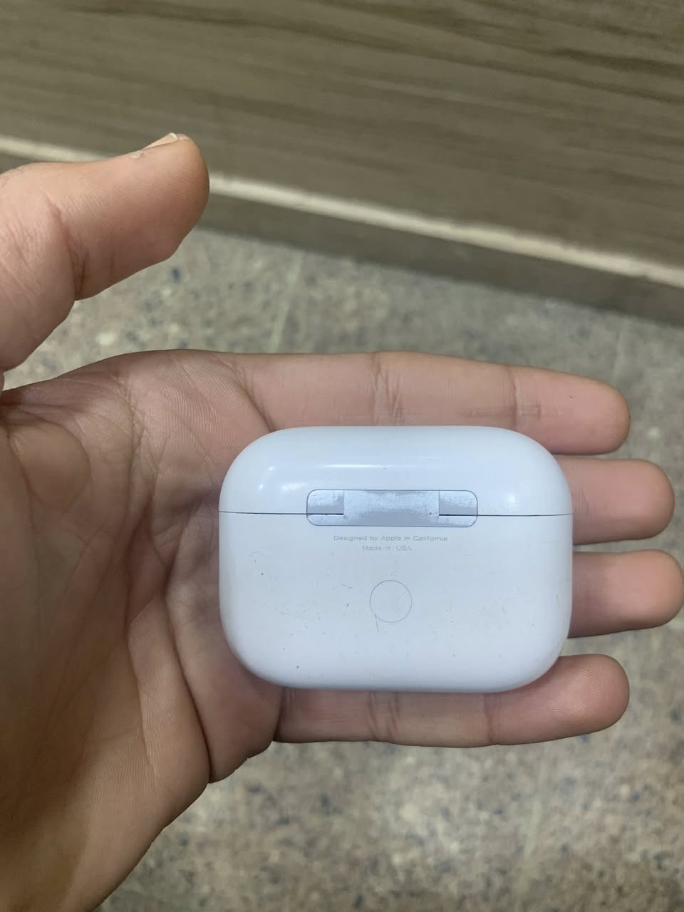 ايربدز اصلي مستعملة نضيفة للبيع للاستفسار واتساب ***********
