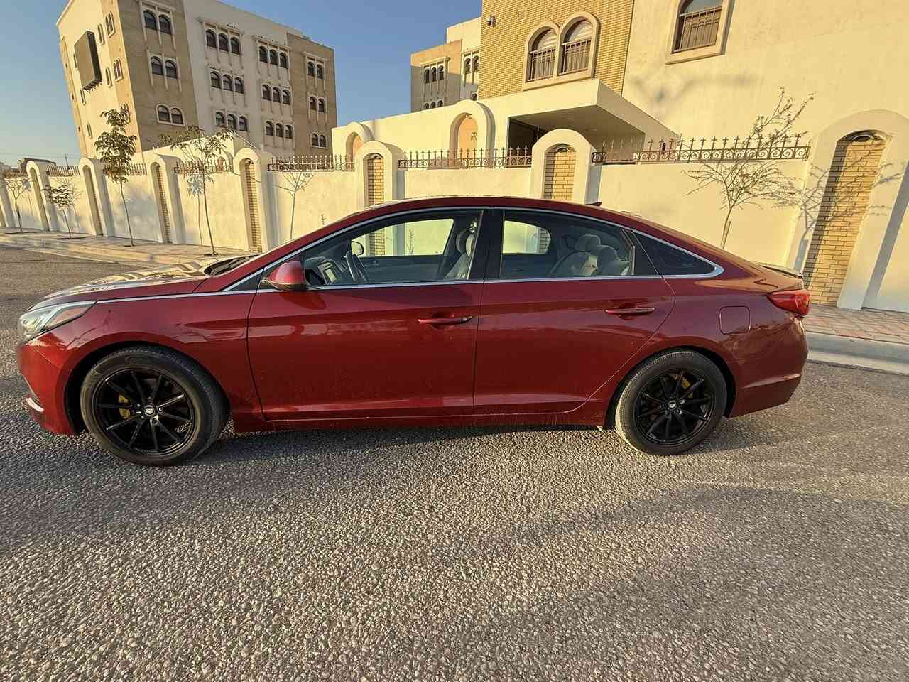 سوناتا للبيع موديل 2016 امريكي جي دي اي 2400مكان السياره كربلاء حادث خفيف بدون دواخل بدون ايرباك صور الحادث مرفقه البنيد مبدل وقبق جنطه سرقه وبيه باردات 
ثلاث وضعيات قياده 
كامره خلفيه
شاشه بلاديه
تحكم ستيرن
سنويه لل 28
سعر السياره103
السياره احله من الصور وتسوه اكثر بس ضروف حكمتني وبل عافيه على التصير من نصيبه
واتساب***********
