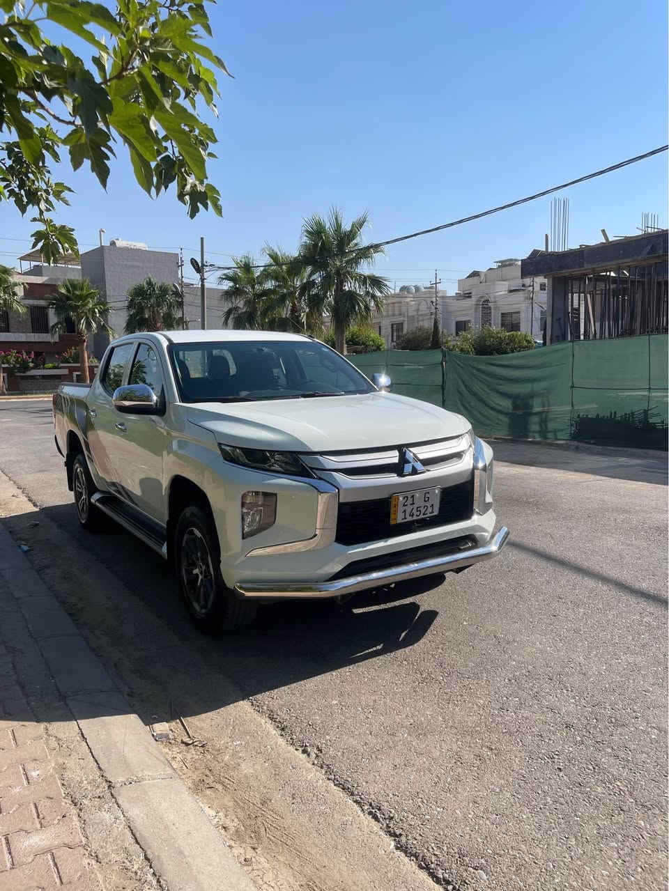 میتسوبیشی(قەزافی) mitsubishi L200
سعر 185$
مودیل 2020
رۆشتن(ماشیە) 85000 کم
درجە یەک 
گێڕ و مەکینە بەشەرت

***********
***********
واتساب أربيل, العراق
