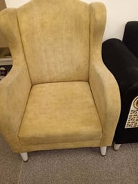 تخم تركي • ٨ مقاعد • نضيف