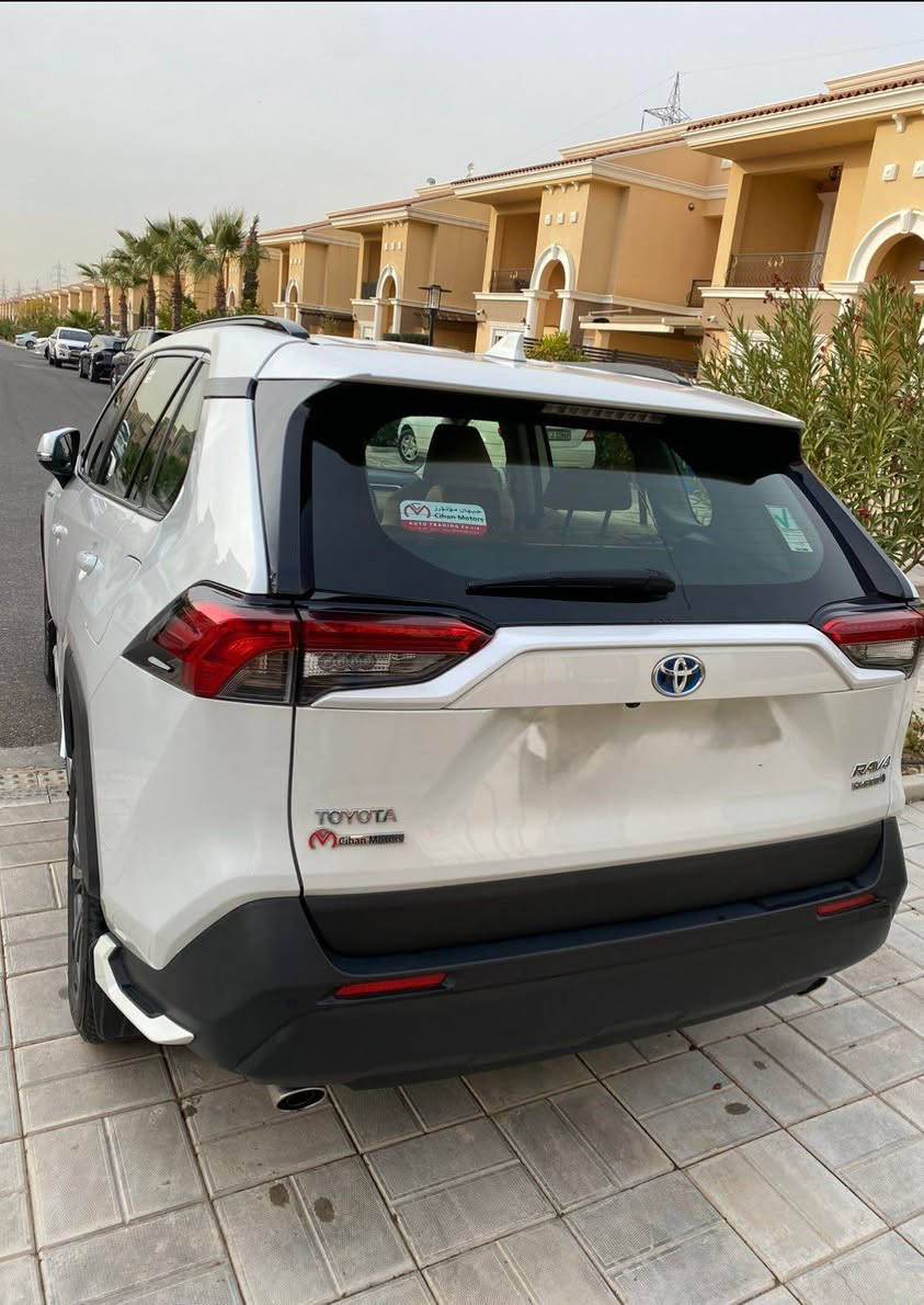 Toyota Rav 4 Hybrid 2023
موديل : 2023
صفر شركة جيهان فوول مواصفات بدون حادث بدون تبديل    
عداد : 28,000 km 
*********** أربيل, العراق
