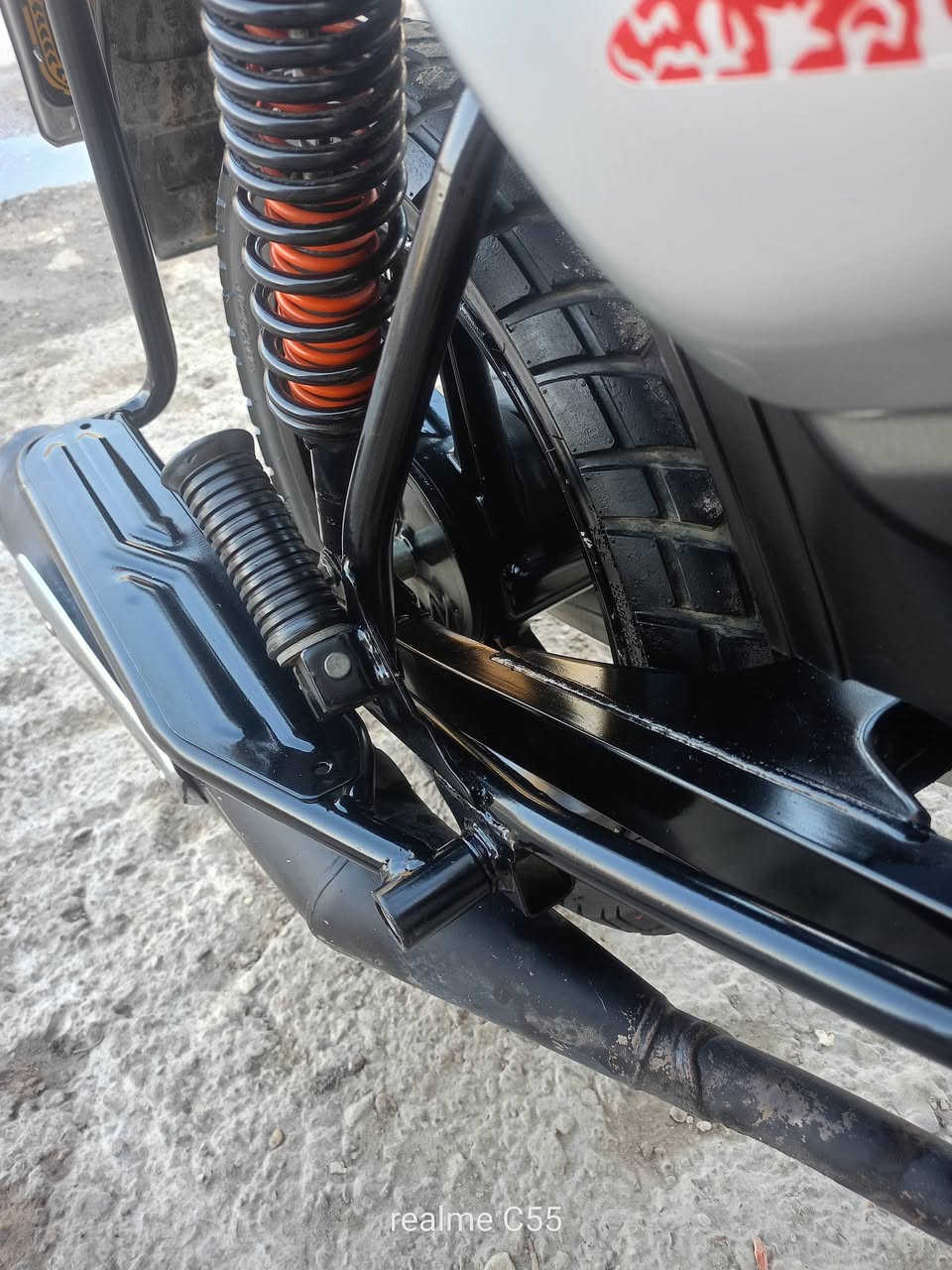 السلام عليكم دراجة بوكسر موديل 2023دخول 2024امرقم بغداد هزة جديدةرقم جديد تحويل ثانيوم دراجة خير من الله تجي وتشوف ابعينك اشتخدام شخصي  مكينة كير كفالة من البرغي للبرغي تايرات جدد ابلادية الدراجة جيب فيتر وتعال افحص مابيهة برغي نقص مكاني بغداد الشراي يخابر ويدلل السعر2490وبيهة مجال لطيبين  رقمي ***********ما ممتواجد فيس اتصال او  وتساب فقط
