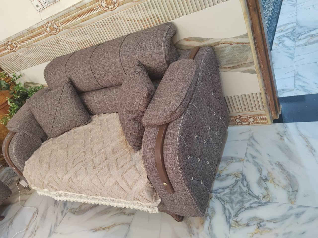 تخم تركي مودرن جديد السعر 650وبي مجال عمارة, ميسان


**إذا كنت صاحب هذا الإعلان وتريد حذفه لأي سبب، رجاءا أرسل رسالة إلى الدعم الفني**