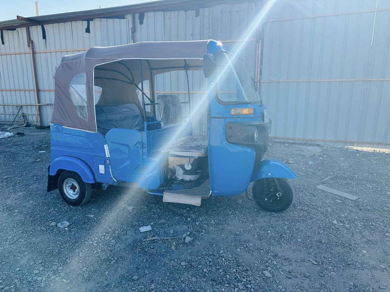 تكتك للبيع 21 رقم نكليزي كربلاء مشروع وطني 7300 قفل بغداد الشعله ***********
