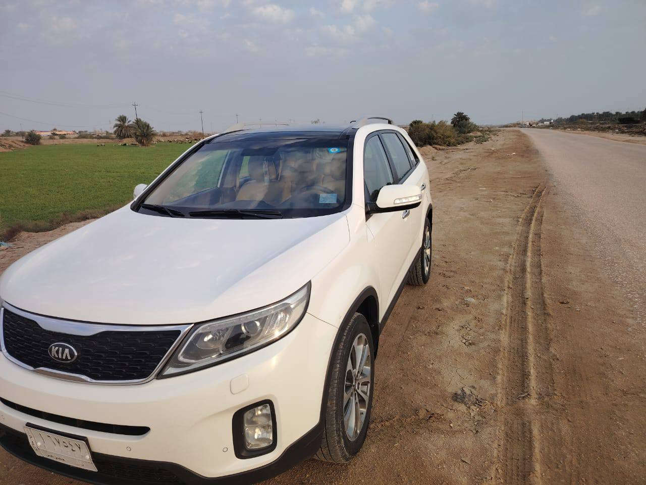 السلام عليكم
سورنتو ٢٠١٤ للبيع خليجي فول واحد على واحد 
جلد. بصمه. بانوراما .دوش لايت  حساس خلفي امامي كاميرا 
محرك 6سلندر  3500 مكفوله ما عدا بارد موضح بالصوره 
كير محرك حداديه مكفوله 
ماشيه 200 الف 
السعر 205 وبيها مجال 
مكانها بابل /الكفل
رقم بابل باسمي 
للتواصل *********** غير متواجد ع الفيس
