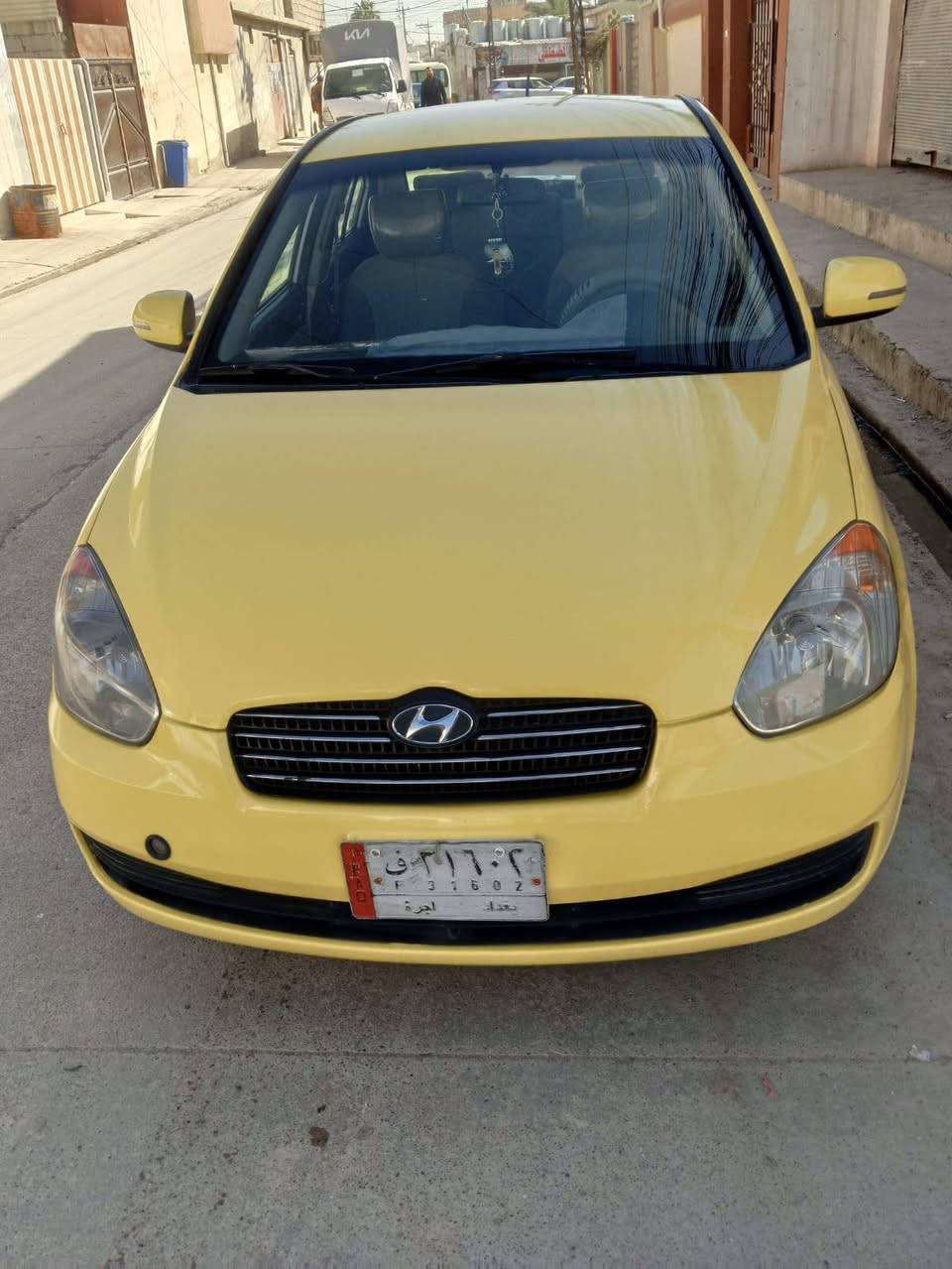 السلام عليكم عندي اكسنت موديل 2011 امريكي
ضررها طخه بجاملغ الخلفي 
صبغه جديده ليموني
تبريد ثلج ❄️ تدفئه
وايرمنيه كلو شغال 
كابون مامسجل شرط 
داخل سيارة جديد لوك
تايرات طخم نضاف 
طخم حداديه جديده 
شرط الوكاله وتحويل
غرامات + هيئه مصفرة
السعر 95 وبي مجال بسيط 
التواصل على الرقم 
***********
