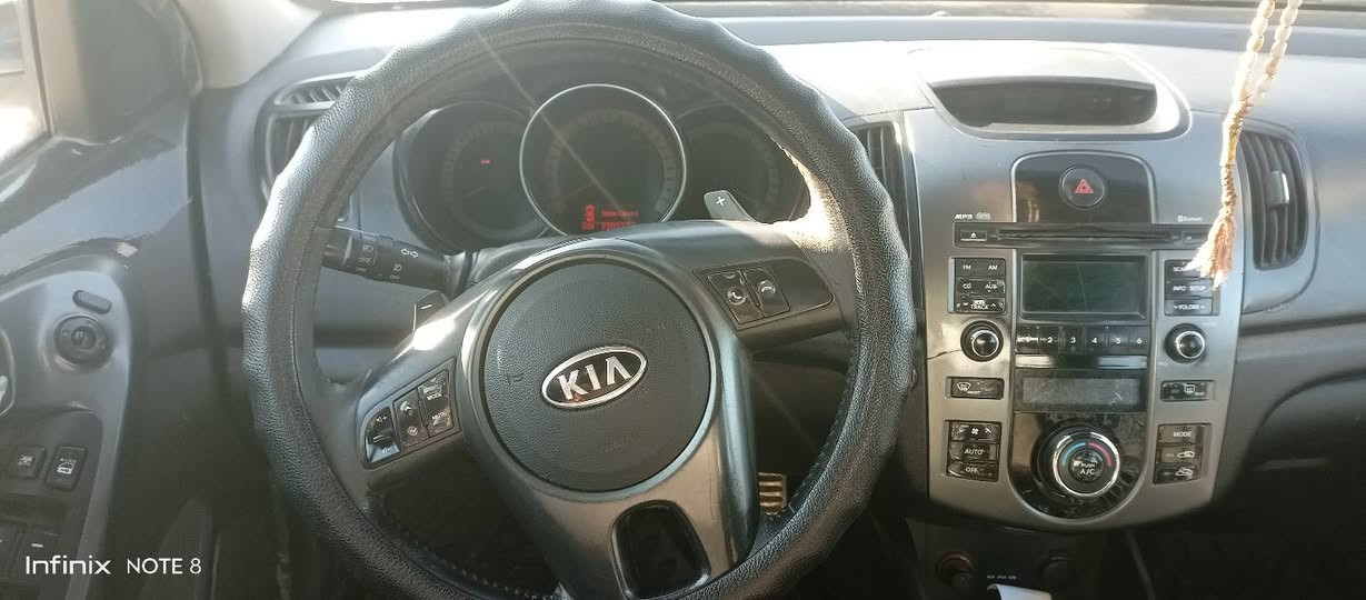 للبيع سيراتو موديل 13أبيض رقم أربيل بسمي شرط التحويل تبريد لمس شفتات تنته مري شفط 4دسگ ويل كب صدر تايرات  الضرر مكانات بيه صبغ تقريبن 4قطع بدون دواخل السعر 87 بيه مجال حگ الجيه موبايل ***********
