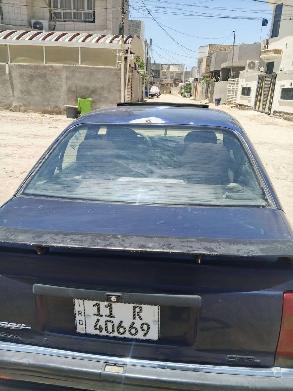 اوبل اوميكا 92 رقم بغداد انگليزي مالكها بالمحموديه يريد يحولها مكان السياره حالياً بالحله كير ومكينه حلوات سياره حلوه مال جناي عارضها ب25 للاستفسار *********** واتساب
