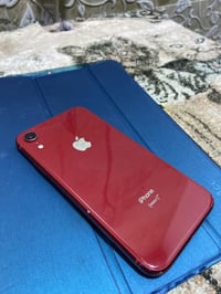 آيفون XR • ٦٤ • بطارية ٨١