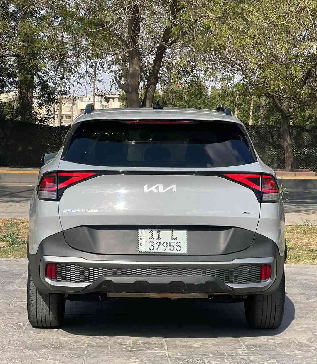 السلام عليكم
ملاحضة: سونار مرفق 👇🏻👇🏻
سبورتج 2023 Xline فول الشكل الجديد رقم بغداد بأسمي وارد امريكي وصور الحادث مرفقة مع الصور بدون ايرباك
المواصفات : بصمة / بانوراما / جنطة كهرباء / تشغيل عن بعد / شاشة ديجتال / جلد / كرسي كهرباء / تدفئة كشنات / فور ويل / اطفاء ذاتي / شاحن وايرليس / هندبريك دكمة / حساسات / قطعتين تبريد / مود درايف / LED امامي وخلفي / محرك 2500 / مانع انحدار /  اوتو هولد / مانع انزلاق / رادار امامي / رادار جانبي 

عنوان بغداد العطيفيه: 📍📍
 
للتواصل والاستفسار : ***********

