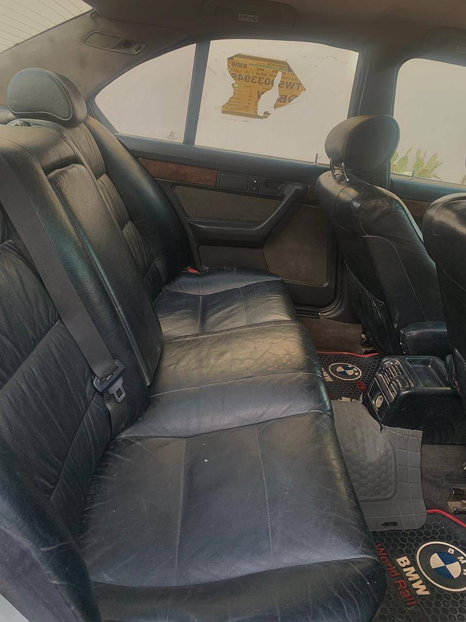 بي ام دبليو موديل ٩٢
حجم ٥٣٥
وارد ياباني بدون فتحة (سلايد)
كير اوتوماتيك
كشن كهربائي ، كير ومحرك مكفولات
السعر ٦٨ وبيها مجال
للاستفسار: ***********
