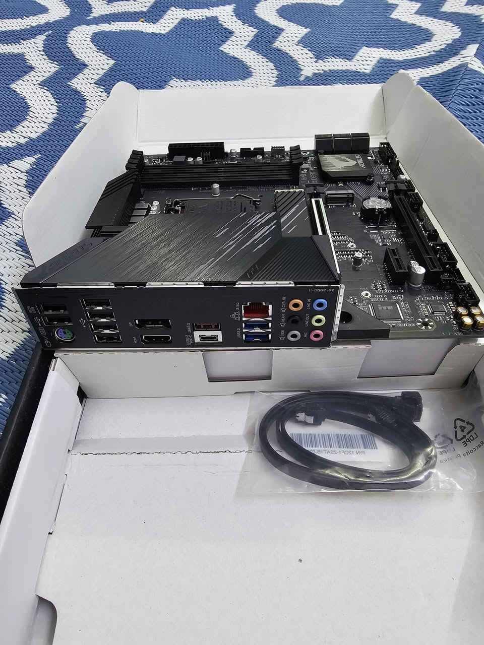 متوفر قطع حاسبة مثل ماموضح بالصور شرط جديد كبس الشركة ابيعهم شلع فقط للمهتم انطي سعر


**إذا كنت صاحب هذا الإعلان وتريد حذفه لأي سبب، رجاءا أرسل رسالة إلى الدعم الفني**