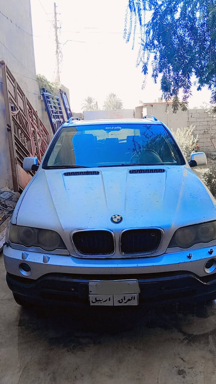 السلام عليكم ورحمه الله وبركاته بي ام إكس فايف للبيع ادوات محرك وكير مكفول بيه نواقص يدأت الخارجية 2 وصدر الخلفي مديل 2005  عنوان صلاح الدين الدجيل سعره 35ورقه وبيه مجال اوامراوس بسياره اصوليه  رقمي***********
