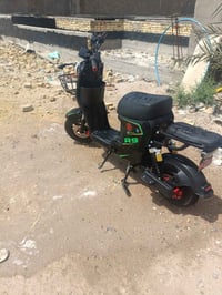 تشتغل • كلشي • قابلة تفاوض