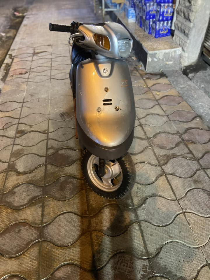 مطور بوتين البيع
كامل ميعوز شي 
وايرمنيه كلها شغاله 
السعر 325 وبي مجال 
***********
