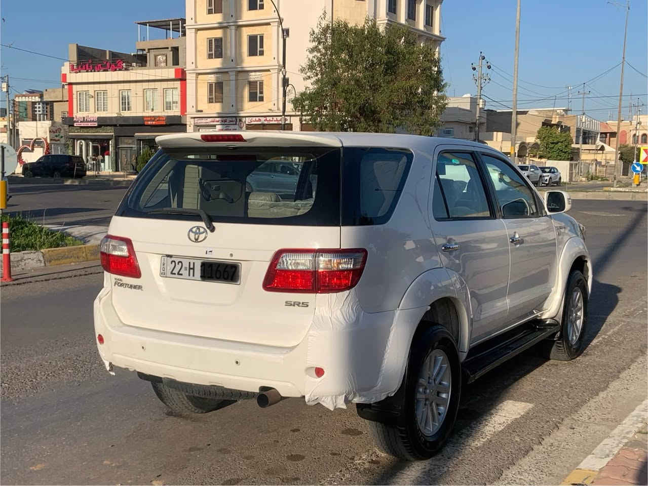 فۆڕچنەر ٢٠١٠ 
سەیارەیەکی زۆر زۆر جوان و بێ موشکیلەیە بەقەد یەک ٢٠٢٥ جوانە 

چوار پستنەV4 
 
دەبڵ ئەکسڵ گێر / ناو زەرد / ٣ ڕێز کوشن / تەبریت مەرکەزی / ئاوێنە ئیشارەت / حەساس / شاشە / کامێرا پشت و پێش / گيڕ تۆماتیک /فول فولە
 
سەیارەکە هیچ هیچی نیە بێ بۆیاغە بەس یەک بست تەحدیلی هەیە لە قەپاغ سندوقی باقی هەمووی بەشەرتی سۆنەر
 
گێر و مەکینە و ئەکسل و دار و بەردی بەشەرت

مەکینەی کراوەتەوە بێ حەیبە 💯✅

سحری ١٧٥ مەجالی تیایە 
0️⃣7️⃣5️⃣0️⃣7️⃣5️⃣5️⃣1️⃣7️⃣2️⃣3️⃣ أربيل, العراق
