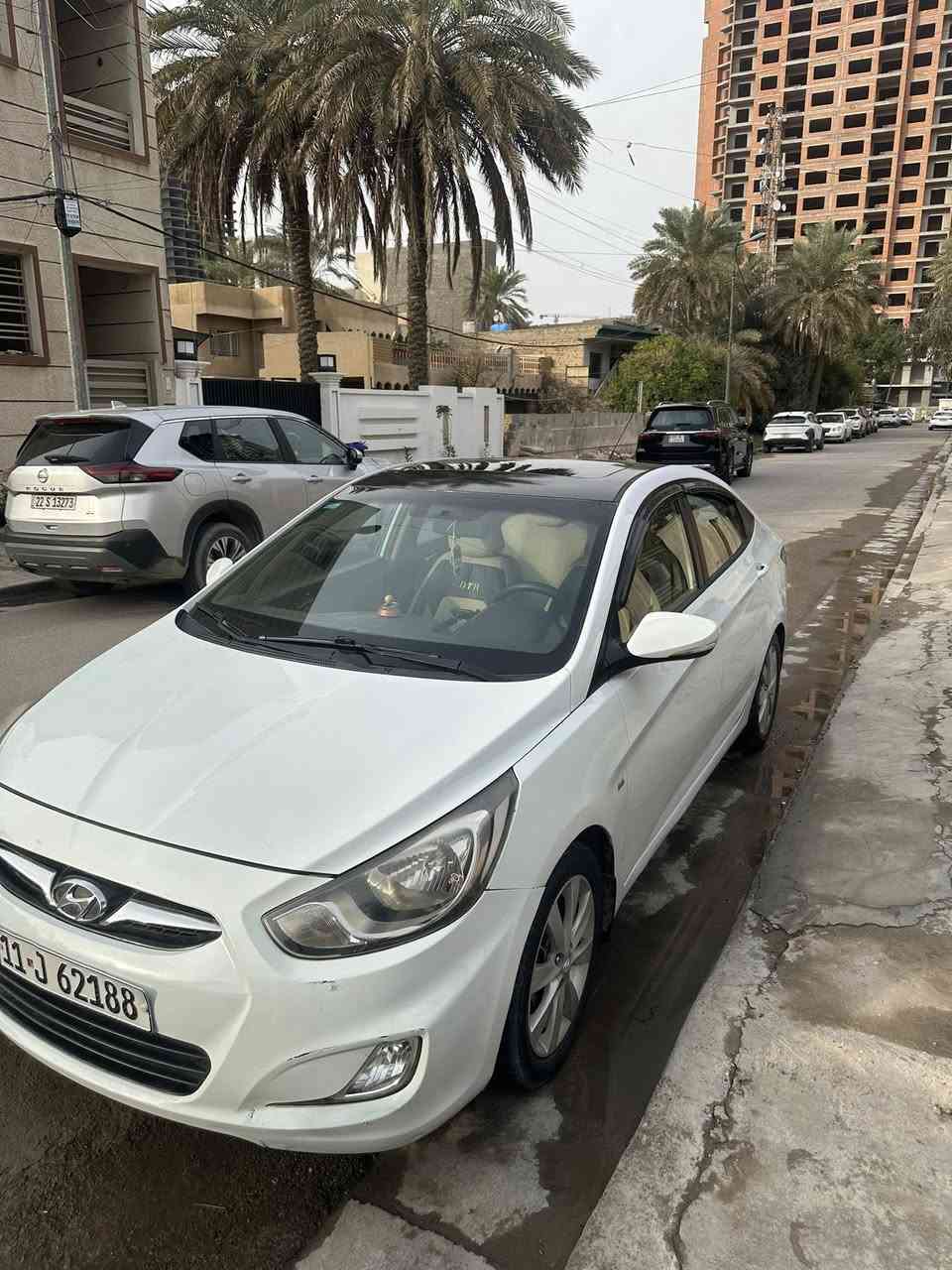 السلام عليكم
هيونداي اكسنت 2011 خليجي
محرك 1600
السياره نظيفه جدا مناقصها شي
رقم جديد تحويل مباشر  بأسمي
تخم تايرات
 منظومه تبريد كامله جديده
تلبيس داخل بيجي واسود جديد
بيها قطعتين صبغ وباردات موضحه بالسونار 
السياره مكشره صبغ بالقماره وشويه بالتكمه مغلفها فابلون اسود والصور قبل التغليف موجوده
معروف الكوري الابيض كله يشلع الصبغ 
مكان السياره بغداد الكرخ 
رقم تلفون : *********** وبي واتس اب
سعرها : 100 وبيها مجال
