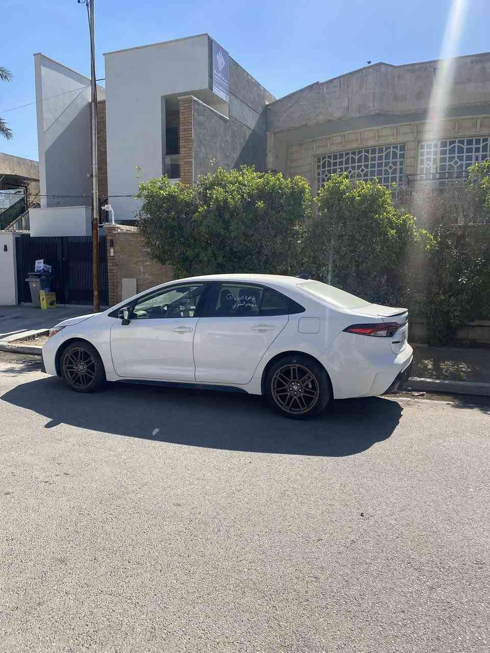 كورلا هايبرد موديل 2024 مرقمه بغداد باسمي وارد امريكي ماشيه 40 الف لون ابيض صبغ قطعه وحده فقط صنف SE بلاك أدشّن بصمه رادارات ويل كب فول 

موقعه بغداد الخضراء 
السعر 165 $

‭0788 684 2607‬
