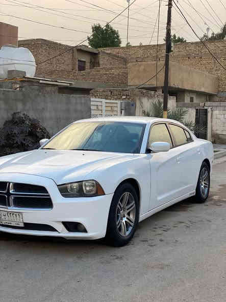 السلام عليكم جارجر 2012 مكفوله كلين تايتل بدون صبغ 
صدر جديد 
تخم تاير جديد 
محرك و اكسل جدد 
السياره جاهزه من جميع النواحي 
المكان بغداد الزعفرانيه 
السعر 168 
***********
محمد الشمري ابو مصطفى
