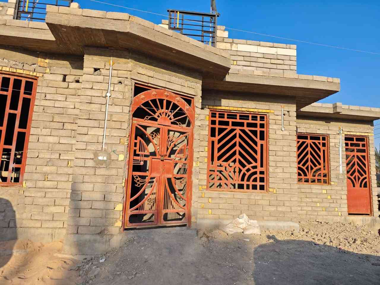 السلام عليكم 
البيت للبيع الموقع قريت الخاص منطقه الحماد قرب مدرسة المسيرة المحمدية للاستفسار اكثر الاتصال عله الرقم 
***********
