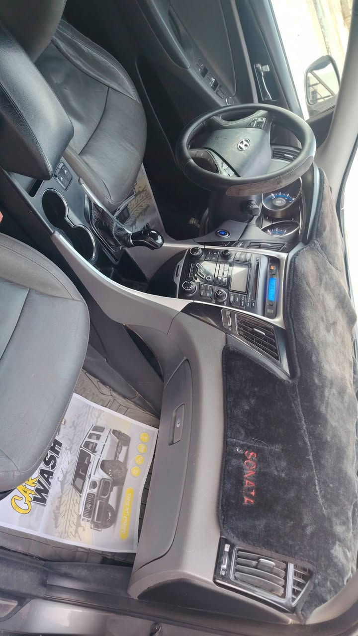 للبيع سوناتا موديل 2012 رقم نينوى دولي سنويه مجدده لل 28 شرط التحويل السياره فول مواصفات LMTD مفوله بنراما بصمات بوب وتشغيل تبريد امامي وخلفي كشنات جلد تبريد مركزي
السياره 1_1 السياره بيه راس البونيد فقط اثر شخوط السياره بدون اي ضرر مكفولة كفاله عامه وضع شركة شرط الفحص السياره جديده بمعنى الكلمة السعر 120 للإستفسار الاتصال على هاذه الرقم ***********
