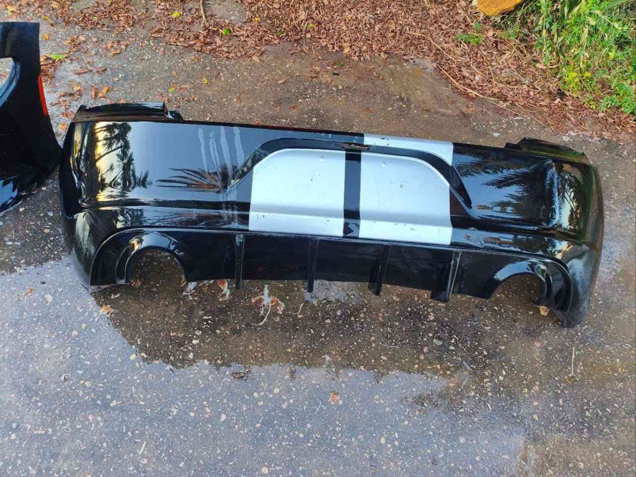 دعامية امامية SRT تجاري بيها تعديل فايبر كلاس ومصبوغه السعر 40 الف
دعامية خلفيه SXT  بلاديه بدون صبغ السعر 75 الف

دبة موبز اصلي اصلي ممستخدمه نقطه مي ملايحه السعر 60 الف 

  

مازدا اصلية بلادية فقط الكفر الخلفي مكسور يحتاجله تبديل  السعر 50 الف

مكاني شامية ديوانية

 

الرقم للأتصال ***********
