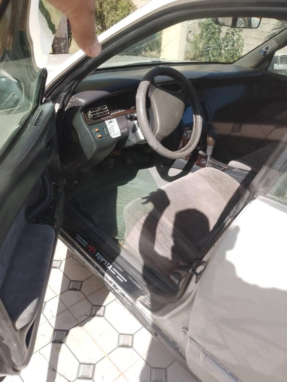 سلام عليكم
#للبيع  #اومراوس #بمارسيدس  #بطه #منفصل 
موديل 94 نضافه فول محرك كير شرط  
حدايه شرط سياره نضيفه وحلوه حيل 
سنويه لل 27 اسعر 55وبيه مجال شرط التحويل 
***********مكان ديالى
