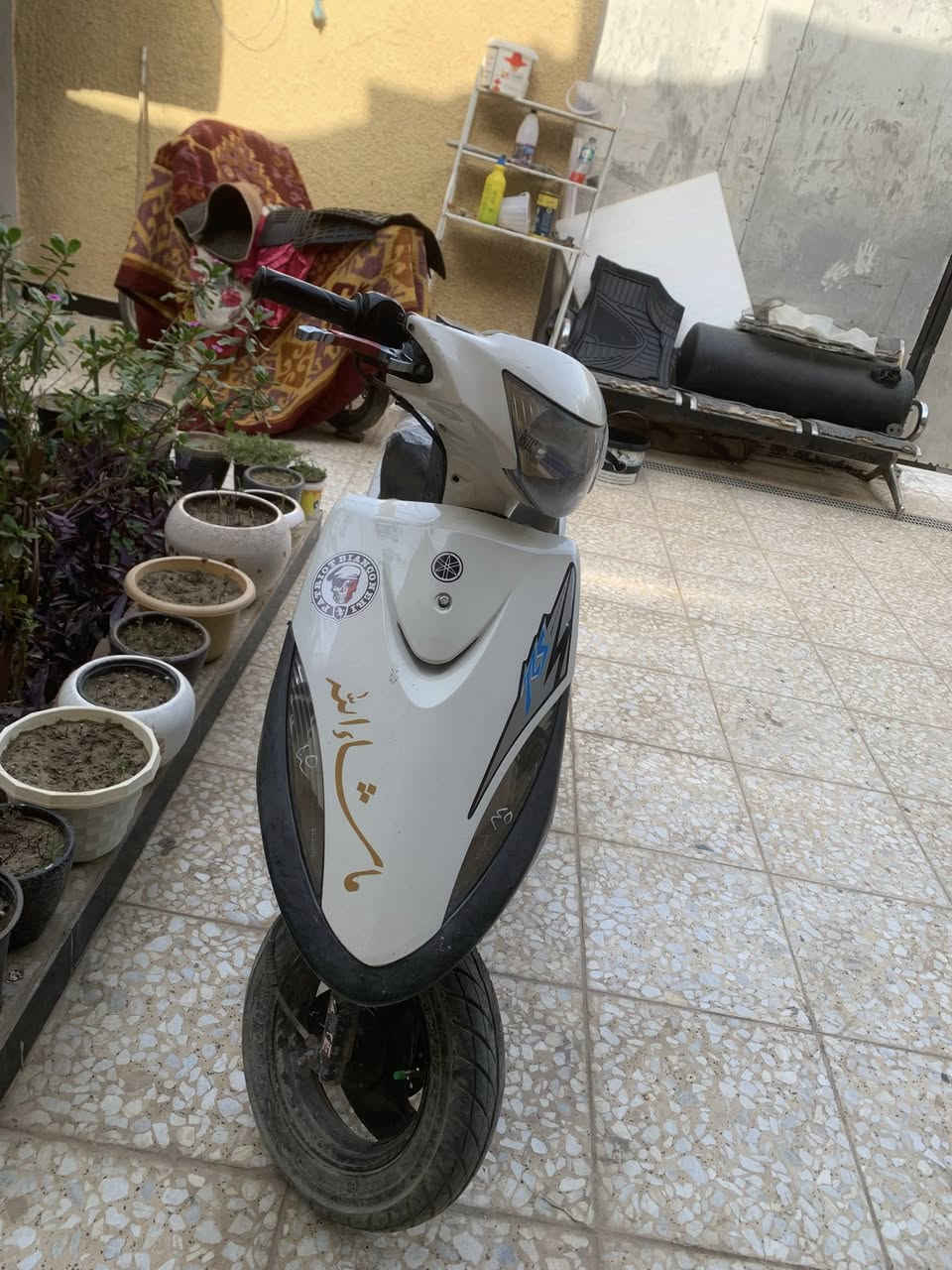 سلام عليكم من رخصت الادمن المحترم دراجه ماكس عدله دراجه شغاله نقصه سلف ونهدر انكسر الهندر وما سويته دراجه كهربائيات كله شغاله اشاير هورن لايت بك لايت كله شغال السعر ٥٠٠وبيه مجال للشراي مكاني بغداد سبع قصور رقم *********** بي واتساب خابر وبخدمتك
