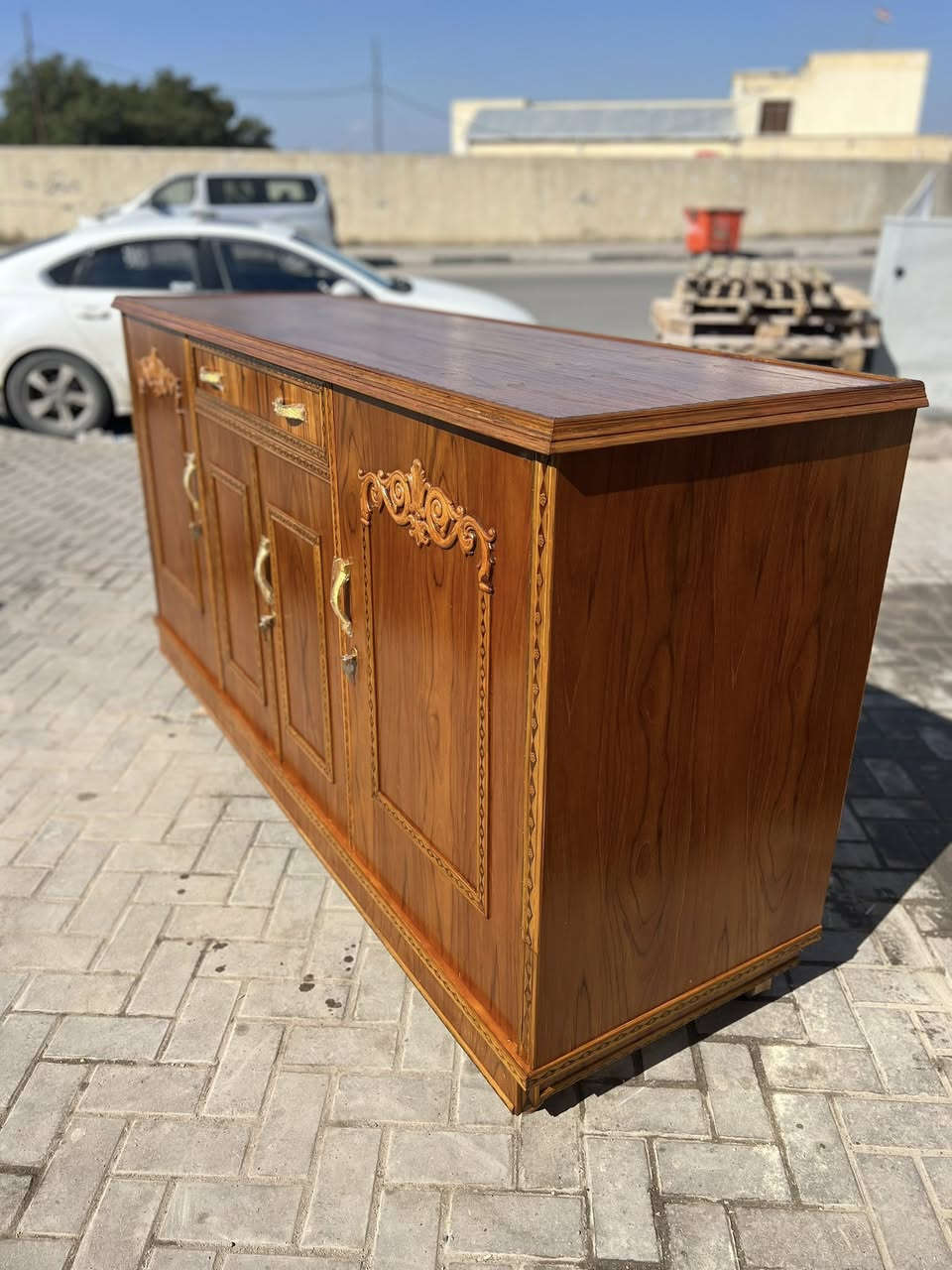 بوفيات جديد
للبيع بويات جديد تفصال (تزكام ) سقف او ارضية ابلوك 
شغل درجة اولة متوفر جميع القياسات مكان البصرة ٥ميل 
( سوق حطين ) متوفر توصيل داخل البصرة للحجز ولستفسار واتساب ***********
