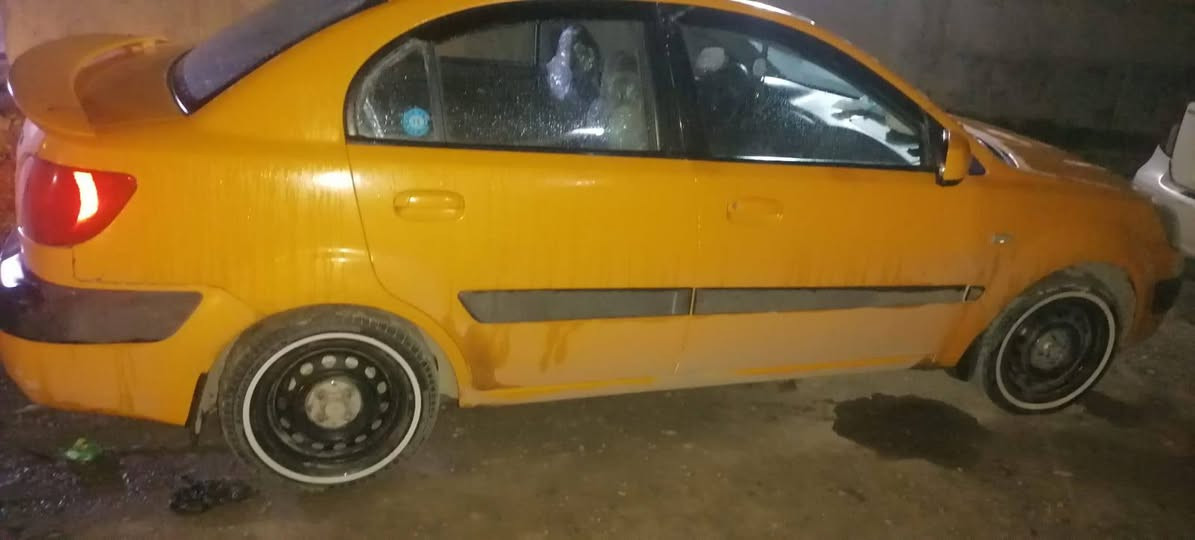 السلام عليكم
للبيع
سيارة كيا ريو گيرتوماتيك موديل 2007 رقم بغداد سنويه لل2027 بيها كابون بانزين راعيها الشرعي بل موصل شرط التحويل هيئه وغرامات صفر بيها طخه من گدام گيرها جديد 
محرك 16 بي بداية صرف السيارة جاهزة 
السعر 72وبيها مجال 
للتواصل
***********
