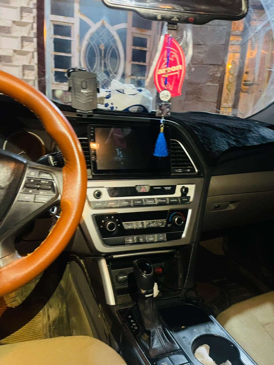 السلام عليكم سوناتا وارد امريكي 16 
صورت الحادث بامريكا موجوده بابين بارد مصبوغه حزام 
شاشه  وحساسات 3انظمه قياده اوتو سبورت عادي
 لايتات لد الأصلي ناصي عالي 
رقم أربيل لسنة 28 تحويل مباشر 
حدادة جديده قبل شهر مسويه
 مكينه وكير خير من الله
تخم تايرات جدد سياره ما بيه نقص اي شي مال جناي 
السعر 109بيه مجال حق الجيه فقط إقراء التفاصيل وانا بالخدمه
العنوان البصره قضاء الدير

 ***********
***********
