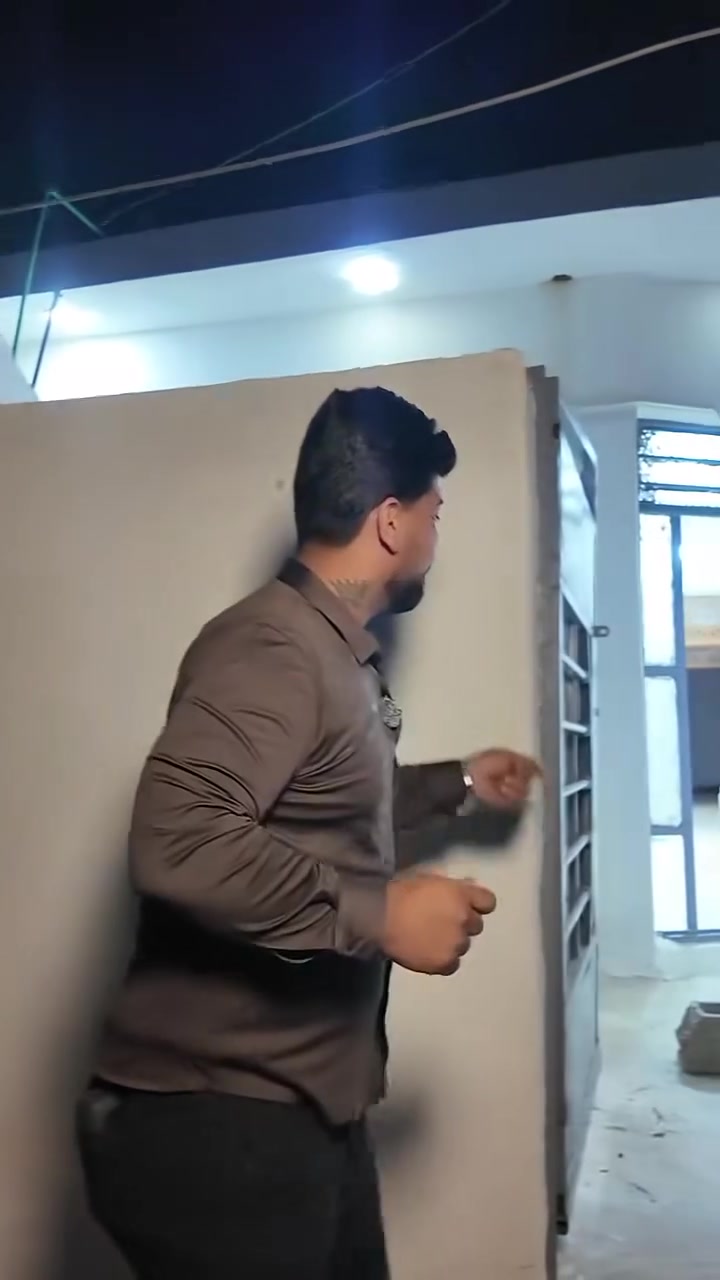 منزل مساحة ١٠٠ متر في المدائن /ناحية الوحدة/٥صافي 
طابو صرف بأسمي 
بناء طابوق     سقف صب     ارضيات بورسلين  
للستفسار اتصل 
***********
***********

