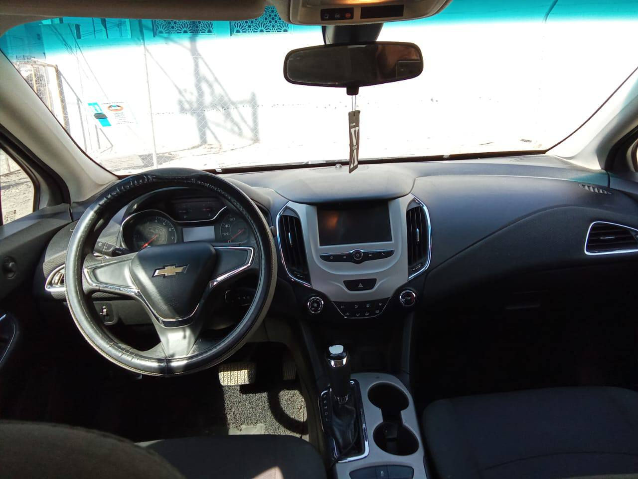 كروز ٢٠١٨
لون اسود
رقم نينوى
محرك وكير مكفول

مواصفات S
شاشة، كاميرا، اوتوستوب

ضرر السيارة مرفق بالصور

 محرك 1.4 توربو

 السعر ٨٥ ورقة

ارسل رسالة على الماسنجر او اتصل على الرقم:

 ***********
