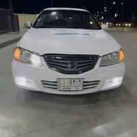 صني ٢٠٠٥ • لوحة زرقه واسط • مصبوغ