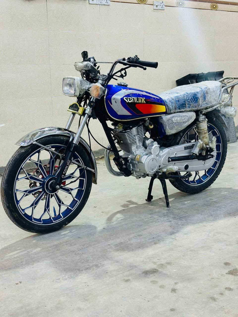 اسلام عليكم تايكر موديل 24 مامفتوحه 5كير اوراق كامله جديده مكاني محموديه سعر 600وبيهاا مجال ***********
