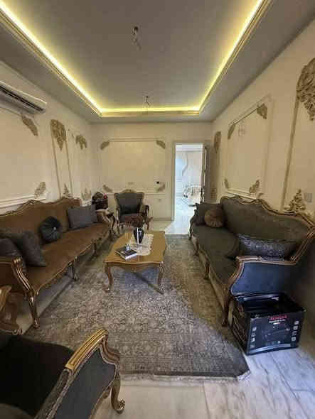 #للبيع_في_السيدية_140م_خلف_جامع_الاقصى_واجهة_7م
دار سكني مودرن فول درجة اولى مرمر اعلى المواصفات

مربع الضباط الأقصى خلف شارع التجاري  بناء 2024

الـمـسـاحـة    140  مـتـر   الواجهة  7  م   نزال 20 م شارع 12م

متكون من 3 طوابق ( 4 غرف نوم وصالة وهول ومطبخ وخدمات 3 ولوندري وبيتونة  وحديقة داخلية )

_________________
البيت الحديث 🏠للأستثمار والتطوير العقاري والمقاولات العامة 🌍
                    بيع - شراء -أيجار 
       قطع الاراضي في بغداد والمحافظات
                        👇🏼👇🏼👇🏼
        

للاستفسار_والمعاينه_الاتصال_على_الارقام_التاليه
*********** 

البيت الحديث للاستثمار والتطوير العقاري والوساطة  العقارية 
العنوان السيديه الضباط مجاور مصرف الرافدين 

نعمل على ترويج العقار ونستقبل كافة العروض في بغداد تحديد⬇️
#السيديه 
#المنصور
‏‌‎#القادسيه
#اليرموك

   نكفيك عناء البحث......

‏   ‌‎
🌺🌺🌺🌺🌺🌺🌺🌺🌺🌺🌺
#عقارات السيدية
‏‌‎#عقارات_المنصور #حي_المتنبي #حي_العربي #الاميرات #حي_المهندسي #دور_السود #البيجيه 
‏‌‎#عقارات_اليرموك
#عقارات_حي_الجامعه
#حي_العدل 
#البياع
‏‌‎#عقارات_القادسية 
‏‌‎#عقارات_الحارثية  
‏‌‎#عقارات_الكرخ
#شركات #شركات_توصيل #منظمات
#مقرات #مكاتب_محامين #ايجار_تجاري
#مطاعم_للايجار #قاعات_للايجار
#بنايات_للايجار #بنايات_سكنية
#سكن_عوائل #سكن_شباب #سكن_عزاب
