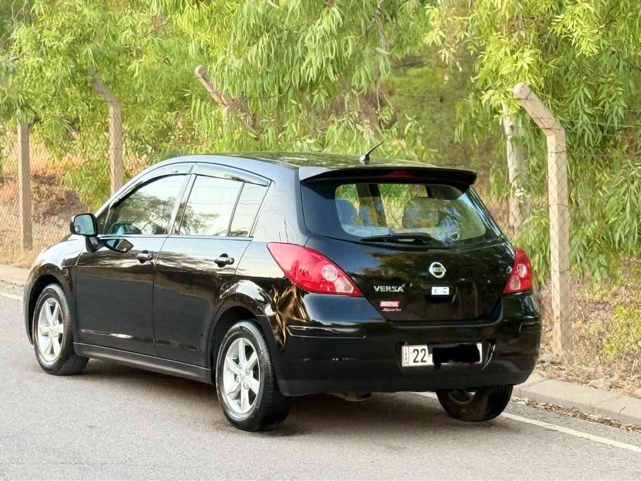 NISSAN VERSA 2012 ***********
فول مواسەفات بێ سلاید تەحدید سورعه سوکان ڤۆلۆم ئاوێنە کارەبا ئاوێنەی ناوەراست فۆتۆیە چوار جام کارەبا (ABS)شەش ئێرباک مەکینە ١٨ مەرغوب گێر مەکینە بەشەرت  سەنەوی تا ٢٠٢٨ نوێیە بە ناوی خۆمە سیارەکە ١٣٠٠٠٠ کم حەقیقی رۆیشتوە سێ پارچەی پێشی سبوغە بێ ناوگرتن بێ ئێرباگ شانسی بە شەرت.  *********** كويسينجاك, أربيل
