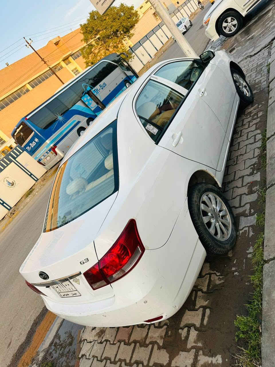 2013 رقم ميسان مشروع وطني تحويل بغداد صاحبه ببغداد كير عادي بيه منظومة غاز سيارة جاهزه مابيه نواقص محرك كير تبريد حداديه كهربايات كله شغاله مكفولات السعر ب 55 ورقه مكاني *********** بغداد, العراق
