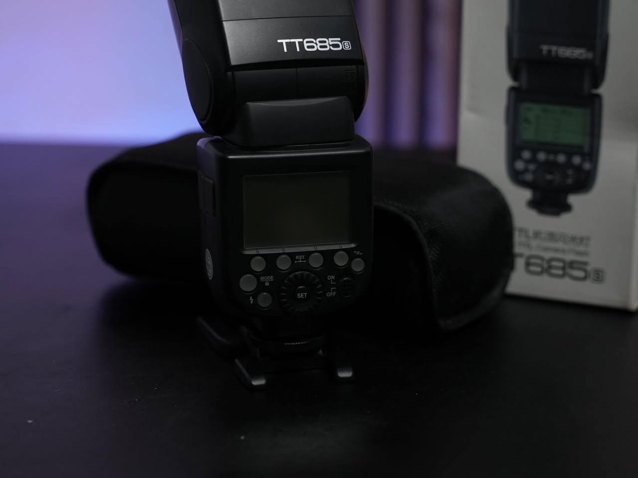 للبيع فلاش Godox TT685S الغني عن التعريف، الخيار المفضل لمصوري المناسبات والبورتريه الذين يستخدمون كاميرات سوني.

دقة الإضاءة: يدعم نظام TTL الذي يضبط قوة الإضاءة تلقائياً لضمان أفضل صورة في كل لقطة.

تصوير سريع: بفضل خاصية HSS، يمكنك التصوير في وضح النهار بفتحات عدسة واسعة دون مشاكل.

تحكم لاسلكي: مدمج بنظام راديو يجعله يعمل مع أي "تريجر" من جودوكس بسهولة.

شاشة واضحة: مزود بشاشة LCD خلفية كبيرة تجعل ضبط الإعدادات سهلاً وسريعاً. كالار, السليمانية


**إذا كنت صاحب هذا الإعلان وتريد حذفه لأي سبب، رجاءا أرسل رسالة إلى الدعم الفني**