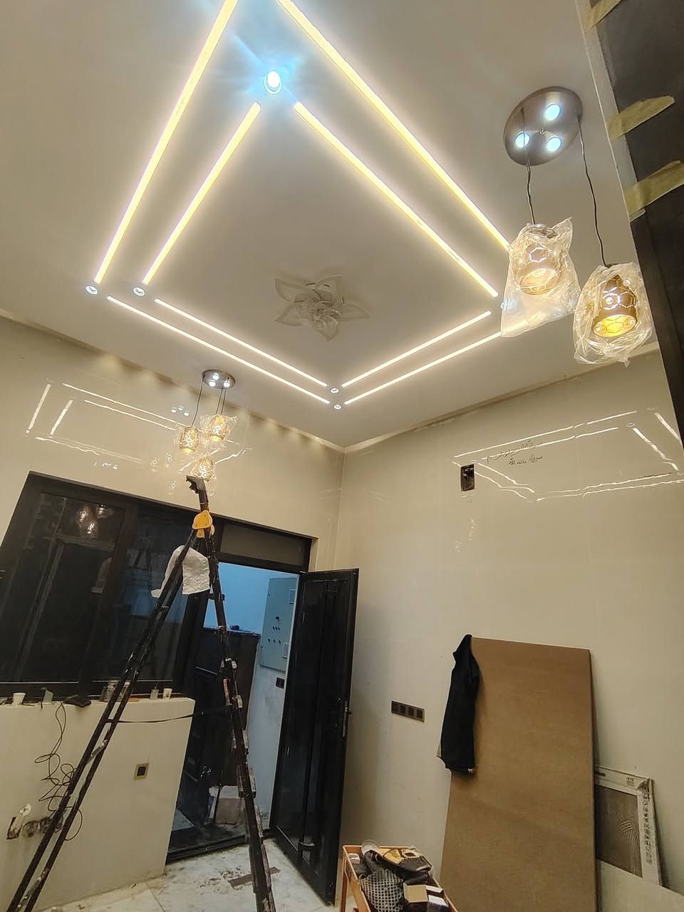 الفني محمد الكهربائي البصره  وتساب ***********
