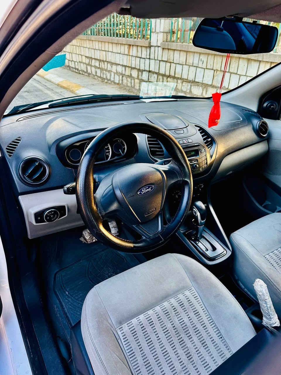 فؤرد فيگؤ ٢٠١٦.بى بوياخ ٤ بستون ١٢٠ km  رؤشتووه ٧٥$ گلا موشته رى نيت سه رمان مه يشينه له گه ل ريز  ***********
