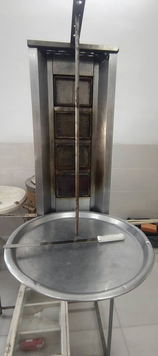 غراض مطعم للبيع ***********
