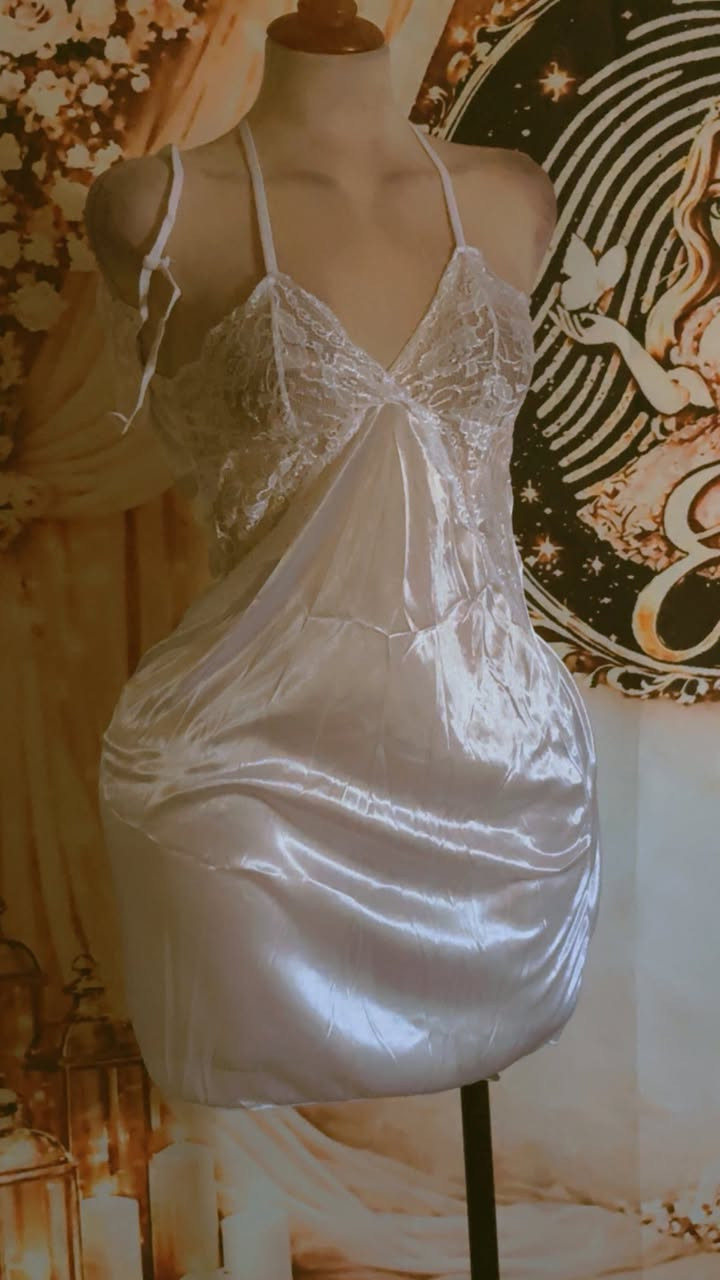 تصفيه ملابس اطفال +ملابس نساء+ملابس رجال+ لانجري
بيهم 300 قطعه 
سعر كامل 200 الف


**إذا كنت صاحب هذا الإعلان وتريد حذفه لأي سبب، رجاءا أرسل رسالة إلى الدعم الفني**