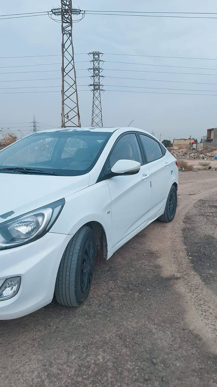 السلام عليكم
اكسنت ٢٠١١ للبيع  وارد خليجي  محرك 1600 المرغوب قطرتين 
كير مكينه كفاله مصارله ١٠ ايام من شادهن
صدر جديد  سياره كامله مناقصه شي كهربائيات  فتحه اشاير مري نظام ايكو سيارة نضيفه بمعنى الكلمه
ترايك وين متريد 
رقم ديالى 20 مشروع وطني 
بيه صبغ ٣ قطع  بدون دواخل  
السعر ٨٧ وبيه مجال
*********** الاتصال
والسوك كلشي بي لا تبخس بحلال العالم اليعجبه يشتري يتصل
