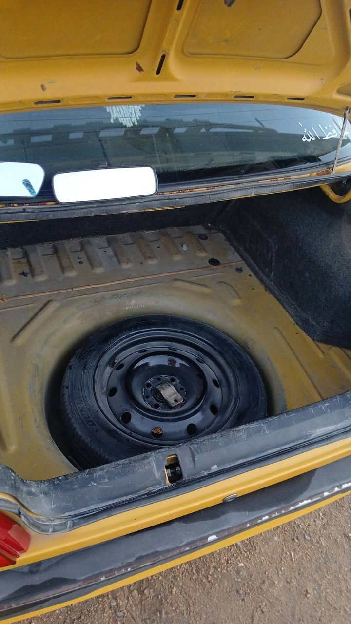 سلام عليكم للبيع بيجو أكد ٢٠١٦ داخل ١٨ سياره بيه جاملغ خلفي ما مصبوغ باقي مابي شي تايرات خطه شاشه داخليه سياره تقصه صدر مكينه تبخر مو تجي وتكلي ما كلت سعرها ٤٢ ورقه مطلوبه ٤اوراق طيح من سعر يعني ٣٨ ورقه وبيه مجال تعال وتدلل مكانها كربلاء  رقمي ***********
