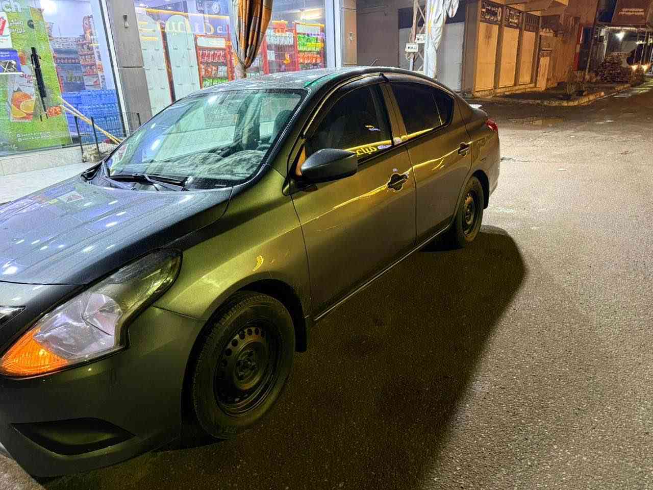 نيسان ڤيرسا 2017S
48مایل روشتوە 
سەیارەکە یەک دەستە 
کیرو مەکینەو کارەبای تەقەو رەقە  بەشەرت 
تةحويلو خةرامة روژى دواى ئةوة تةحويلى كة 
تاخم پیشی تازە چاک کراوە 
تایەی تازە کوراوە 
تاخم قاعى بيلادى خوى ماوة كةپى تايةكانى لةكةلاية تاخم گاعى رةبلى تياية 
جاملغى سايق لةكةل نيو دةركاى سايق. بوياغة  
پةلةية ساردى پيوةية لة رةسمةكان دانراوة 
يةك دينار مسرفى تيدا نية  

***********

نرخى 103 كةلاو معاملة كركوك, العراق
