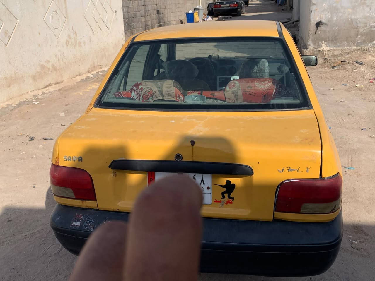 سلام عليكم سياره سايبه موديل 16 للبيع سياره ما بيه عطلات ومكفوله من كلشي سعره 16 ورقه وبيه مجال الطيبين مكاني البصره ابو خصيب رقم الهاتف ***********
