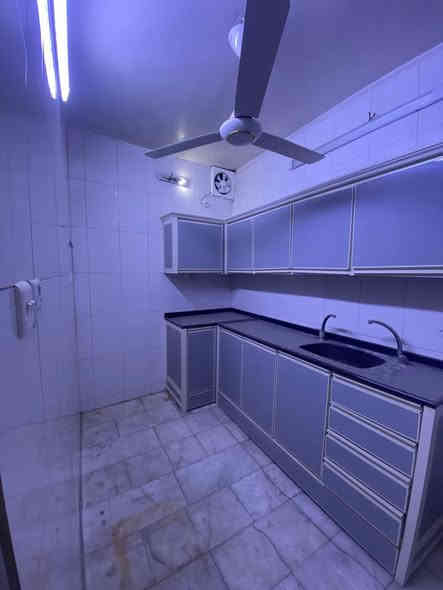 تحية طيبة 
دار 🏠 مميز للإيجار 

المساحة / 110 م

العنوان / الكرادة الشرقية - قرب كنيسة مار يوسف 

المحتويات 

الطابق الأرضي / الدار مدخلين - طرمة - صالة - مطبخ - حولي - غرفة نوم - حمام 

الطابق الثاني / حولي - غرفتين نوم - حمام كبير -بيتونة كبيرة تصلح مخزن  

للاستفسار عن السعر وباقي التفاصيل يرجى الاتصال على الأرقام التالية 

***********

***********

العادل للاستثمار والتطوير العقاري
