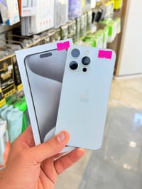 آيفون ١٥ برو ماكس • ٢٥٦ • بطاريه ٩٤%