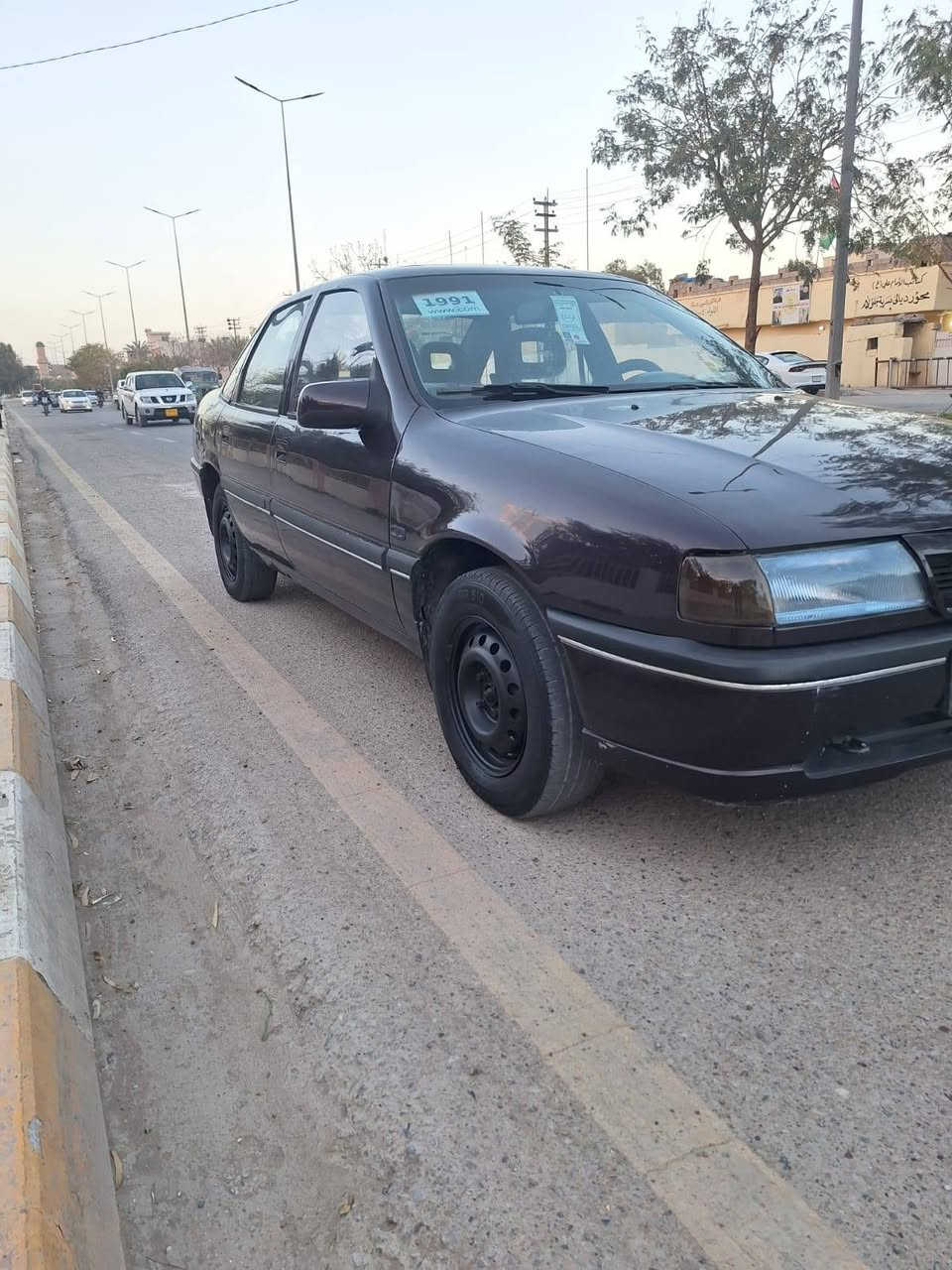 اوبل فكترا حجم 20
موديل 91 رقم أربيل جديد
مكينة وكير مكفولات
كهربائيات شغالة سايد بريك شغال 
مسجل وسماعات جديدة 
تخم تاير ويل عادي وكبات بلادية
مكفولة من اي حادث صبغ جمالية فقط
شرط التحويل او وكالة
السعر ٣٧$ ومجال قليل مكاني ديالئ جلولاء ***********
